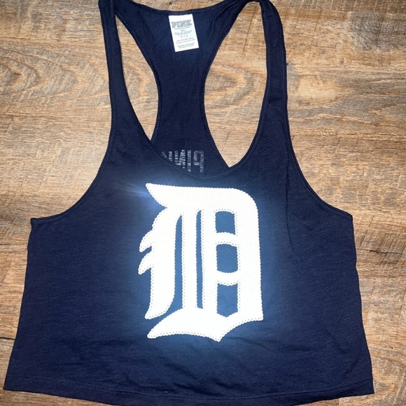 Pink Victoria’s Secret Detroit Tigers Tops - Picture 5 of 8